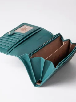 Lakeland Leather Green Haze Large Flapover Purse