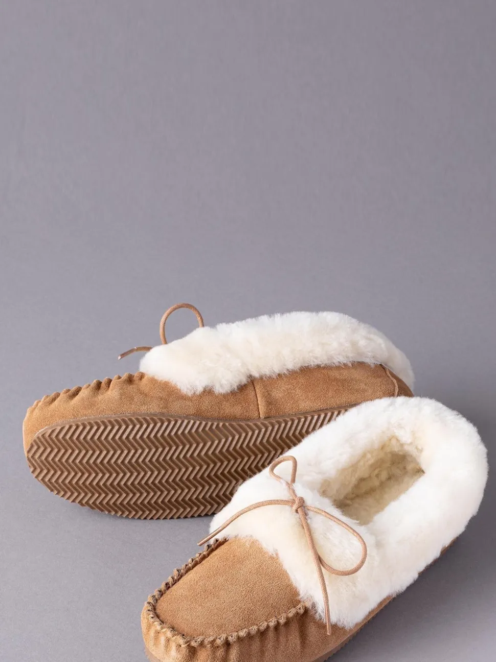Lakeland Leather Tan Brown Ladies Sheepskin Moccasin Slippers