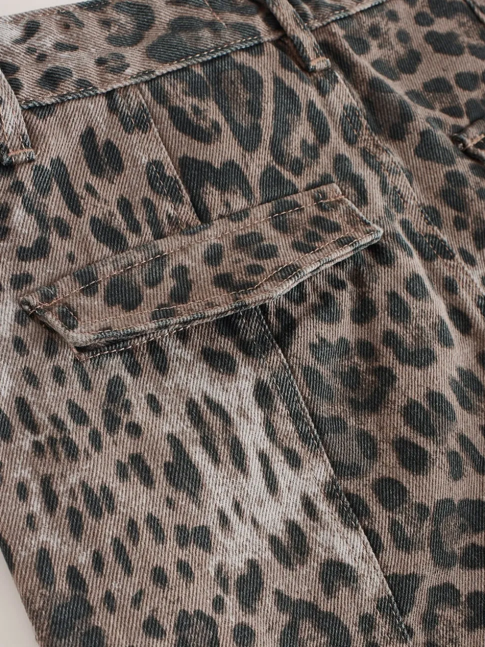 Leopard Ankle Straight Leg Carpenter Jeans