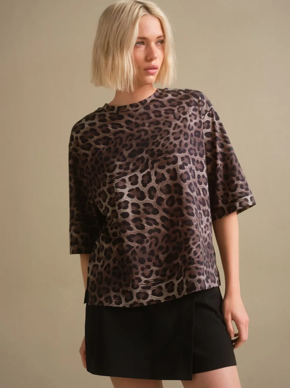 Leopard Print Relaxed Boxy Elbow Length Crew Neck T-Shirt