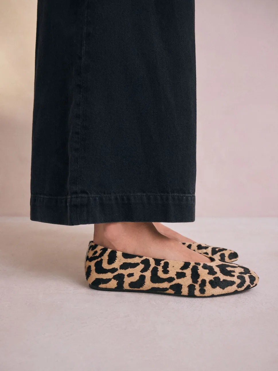 Leopard Print Standard/Wide Fit Leather Round Toe Ballerinas