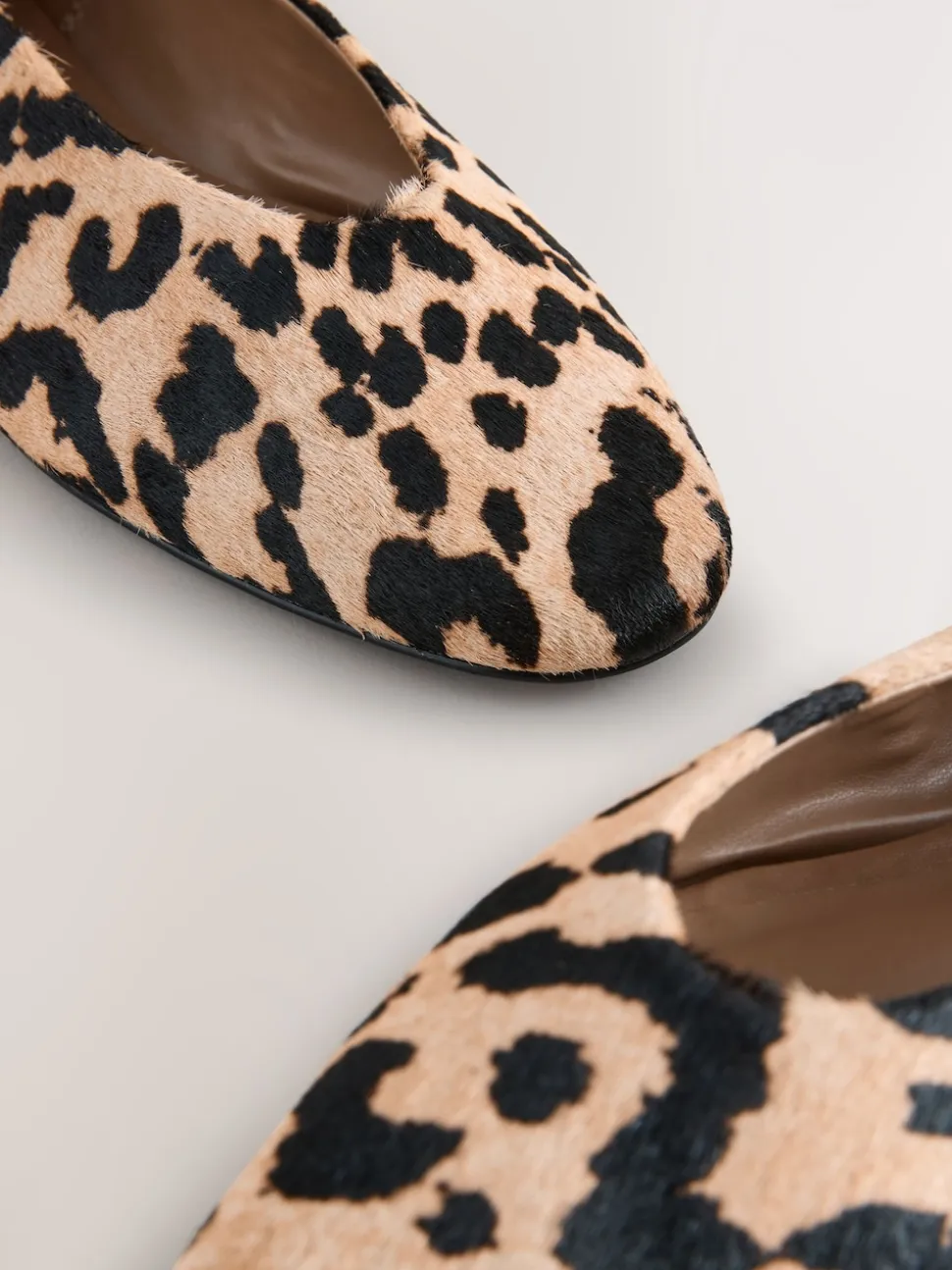 Leopard Print Standard/Wide Fit Leather Round Toe Ballerinas