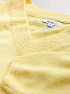 Light Yellow N.Premium 100% Merino Wool V-Neck Jumper
