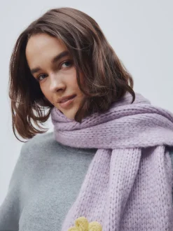 Lilac Flower Hand Knit Heavyweight Scarf