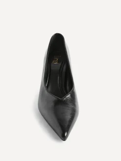 Linzi Black Bellamy V-Shaped Closed Toe Court Heels