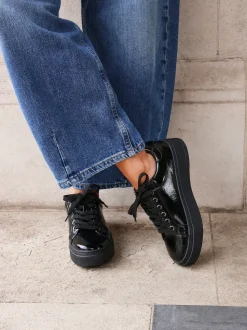 Linzi Black Reset Lace-Up Flatform Trainers