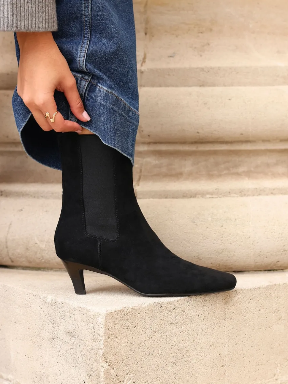 Linzi Black Ritual Kitten Heeled Chelsea Boots