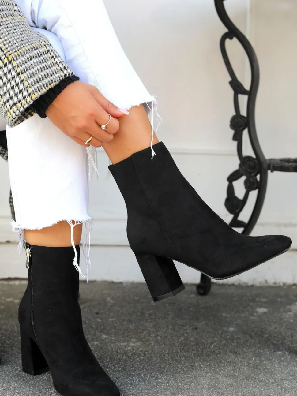 Linzi Black Scout Square Toe Heeled Ankle Boots With Side Zip
