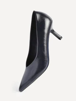 Linzi Blue Bellamy V-Shaped Closed Toe Court Heels