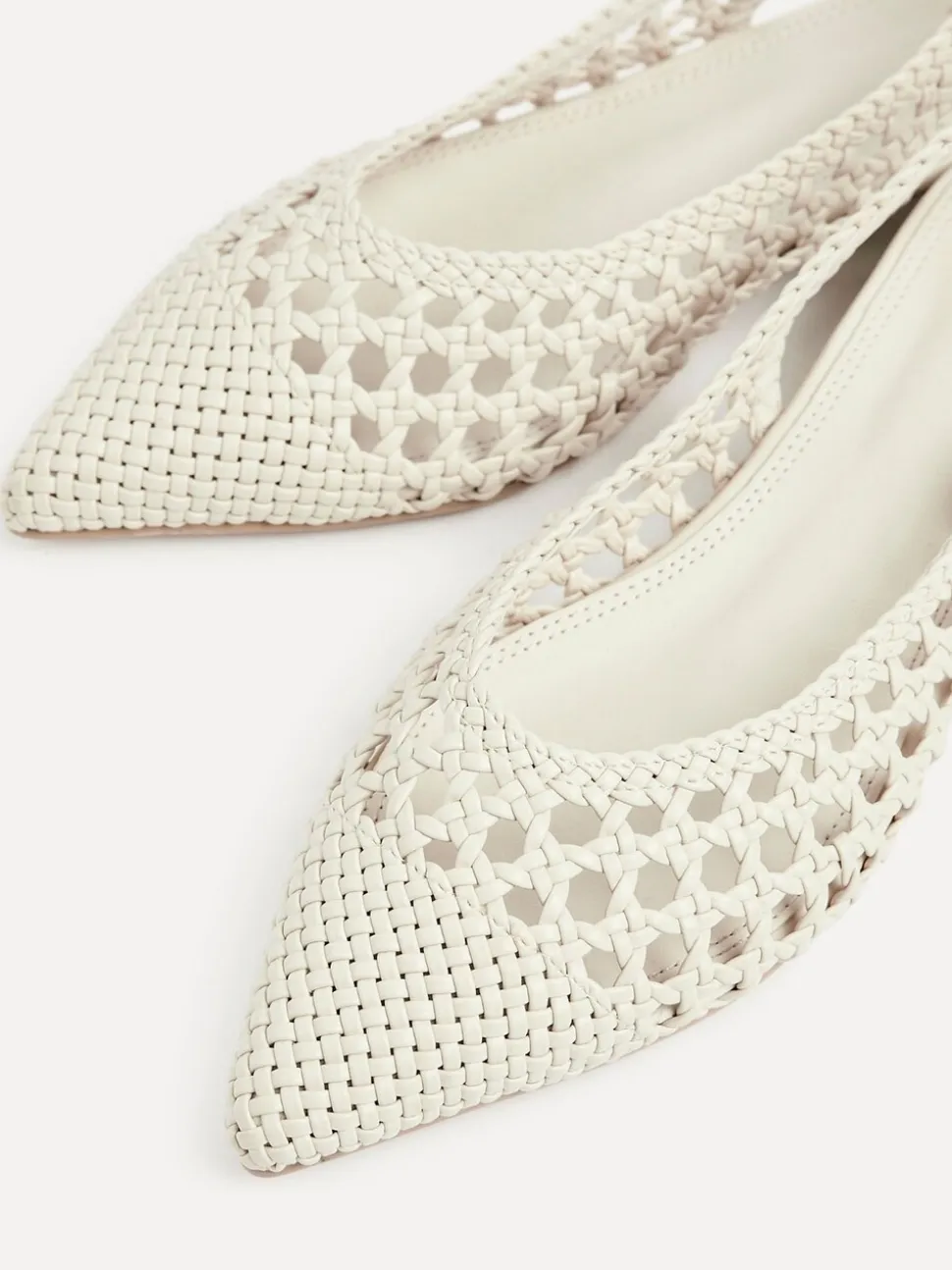 Linzi Cream Carolina Low Heeled Woven Slingback Courts