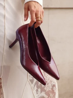 Linzi Red Bellamy V-Shaped Closed Toe Court Heels