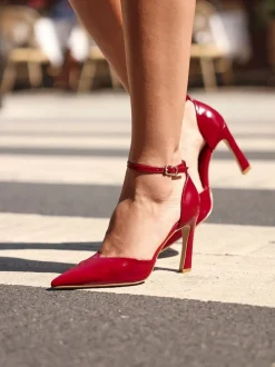 Linzi Red Moira Classic Stiletto Court Heels