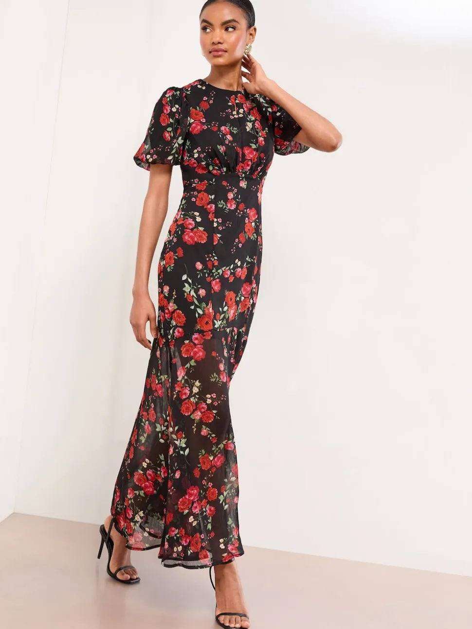 Lipsy Black Floral Print Short Sleeve Woven Maxi Dress