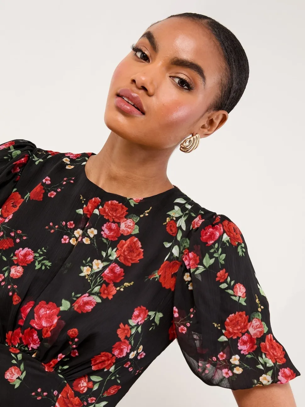 Lipsy Black Floral Print Short Sleeve Woven Maxi Dress