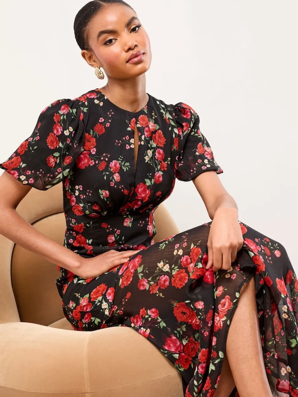 Lipsy Black Floral Print Short Sleeve Woven Maxi Dress