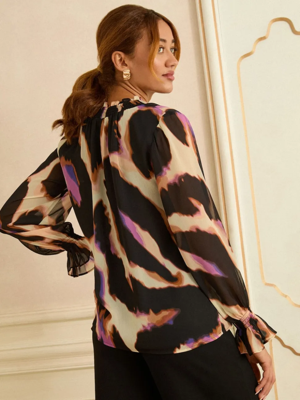 Love & Roses Black Animal Notch Neck Long Sleeve Blouse