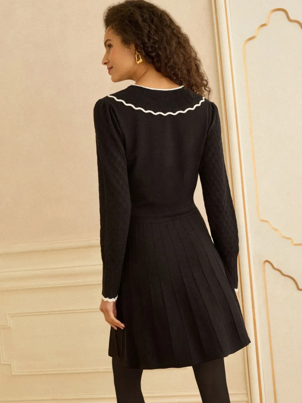 Love & Roses Black Bow Detail Knitted Mini Dress