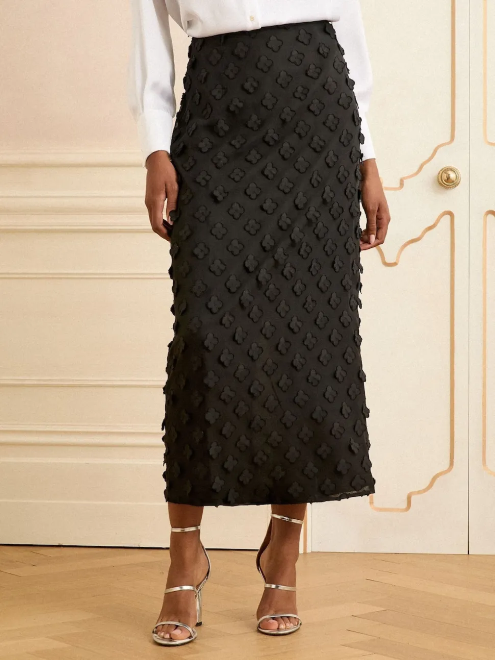 Love & Roses Black 3D Floral Midi Skirt