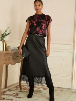 Love & Roses Black Floral Metallic Crew Neck Shell Top