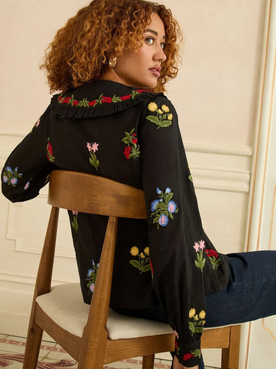 Love & Roses Black Petite Floral Embroidered Collar Blouse