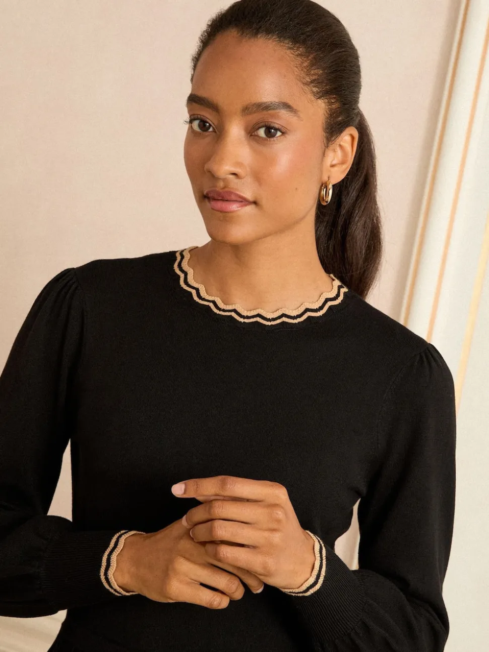 Love & Roses Black Scallop Neck Knitted Dress