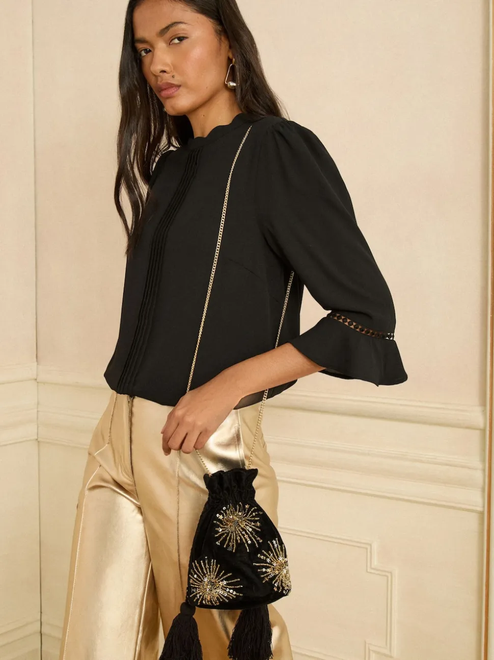 Love & Roses Black Velvet Sequin Embellished Pouch Bag