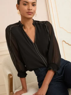 Love & Roses Black V-Neck Hardware 3/4 Sleeve Blouse