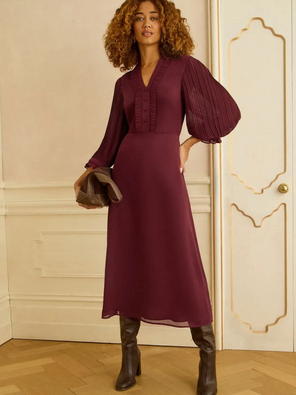 Love & Roses Burgundy Red Pleated Detail Midi Dress