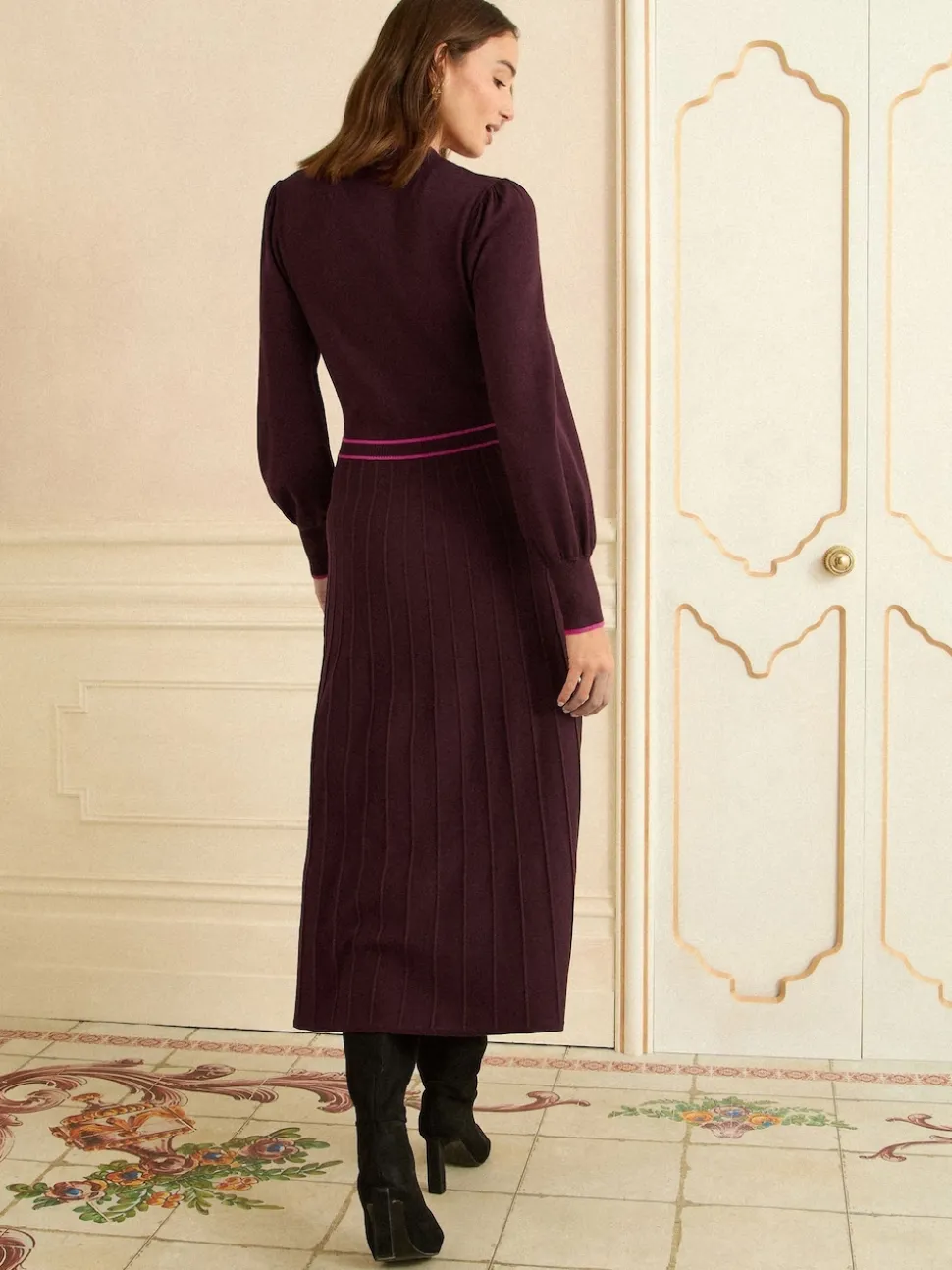 Love & Roses Burgundy Tie Neck Knitted Midi Dress