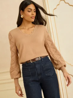 Love & Roses Camel Jumper