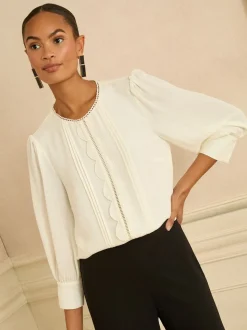 Love & Roses Ivory 3/4 Sleeve Scallop Detail Blouse