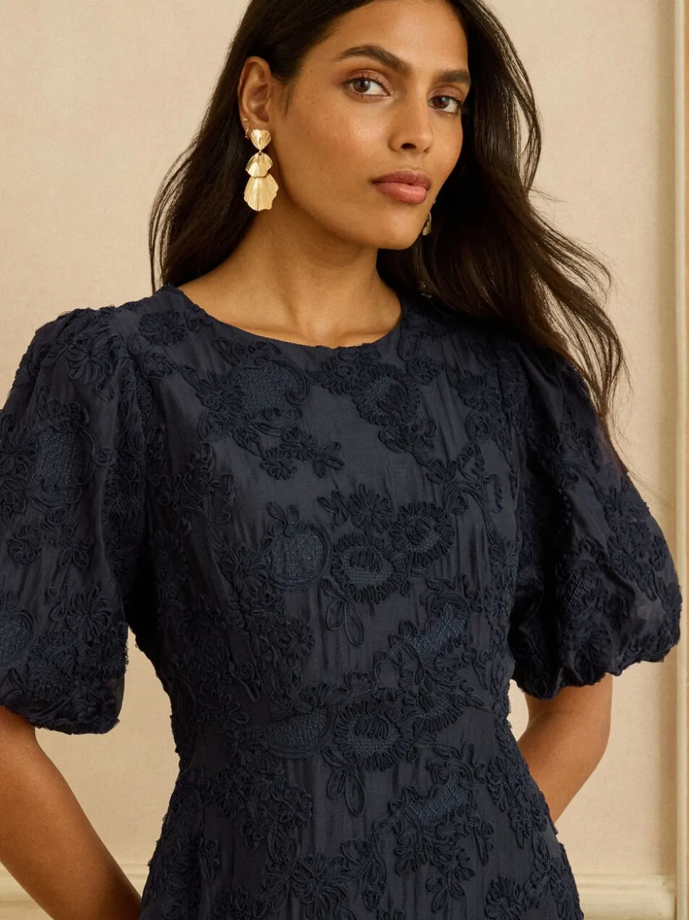 Love & Roses Navy Textured Puff Sleeve Crew Neck Midi Dress