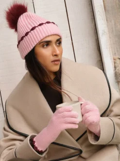 Love & Roses Pink Scallop Trim Ribbed Pom Hat and Gloves Set