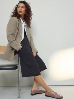 Mocha Brown Forever Comfort® Round Toe Penny Loafers
