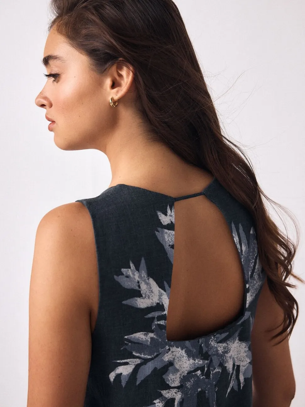 Navy Blue Placement Floral Print Linen Rich Square Neck Shift Mini Dress