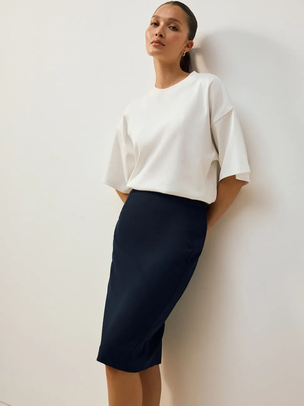Navy Blue Tailored Pencil Skirt With Wool