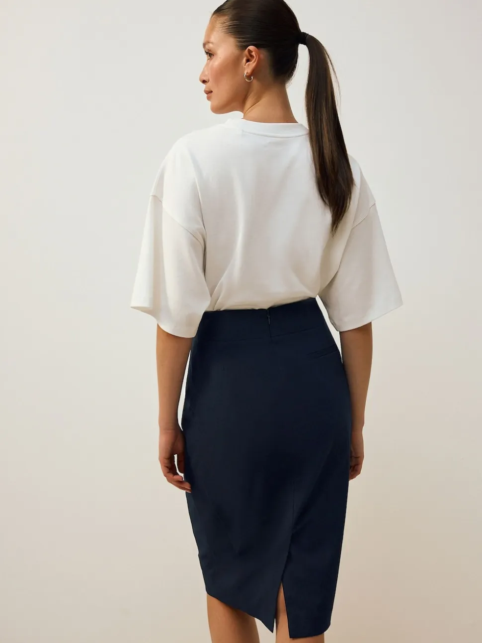 Navy Blue Tailored Pencil Skirt With Wool