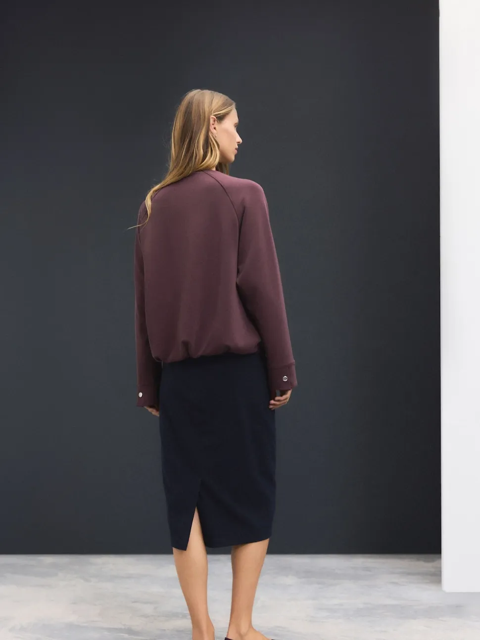 Navy Blue Tailored Pencil Skirt With Wool