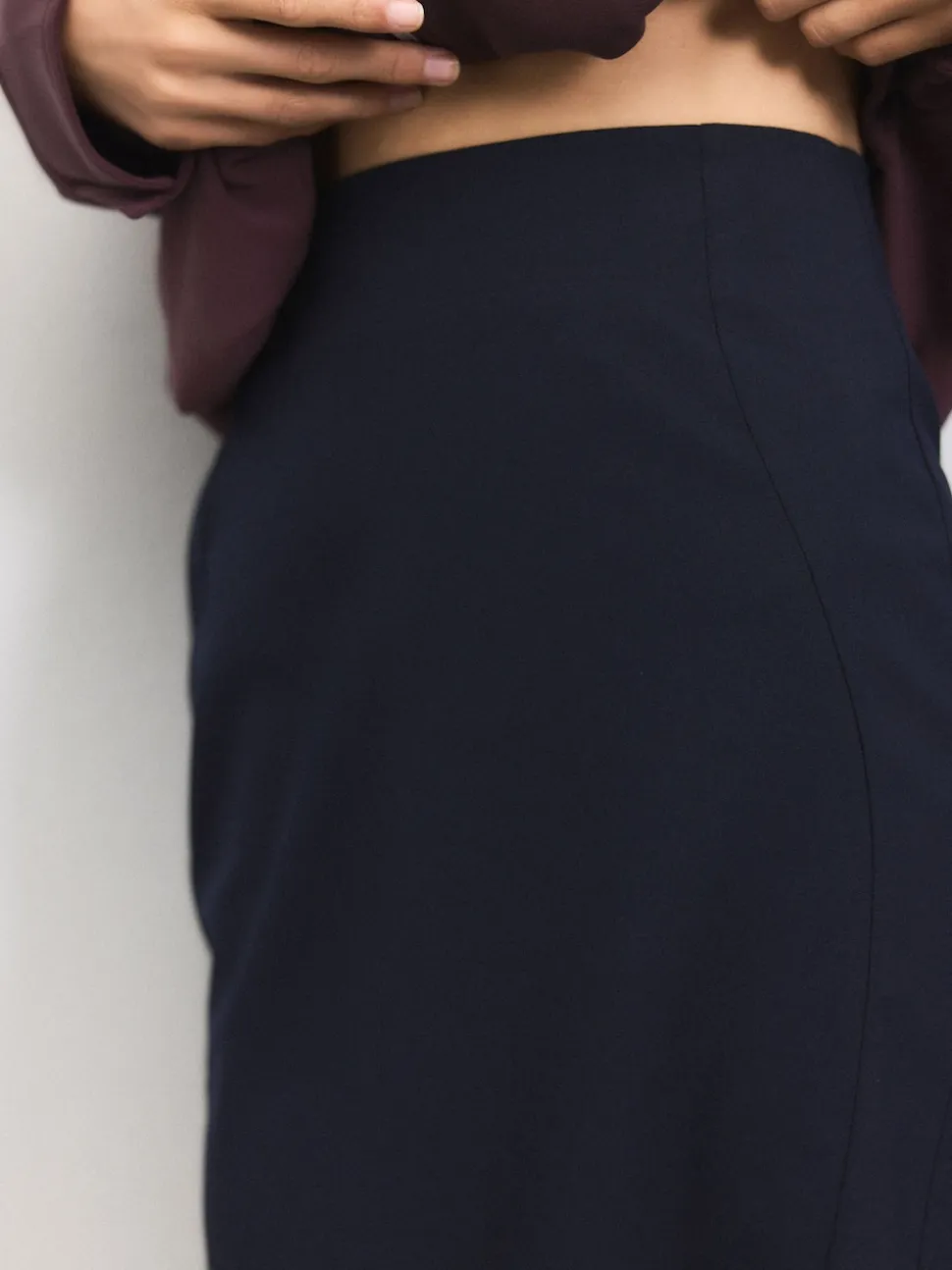 Navy Blue Tailored Pencil Skirt With Wool