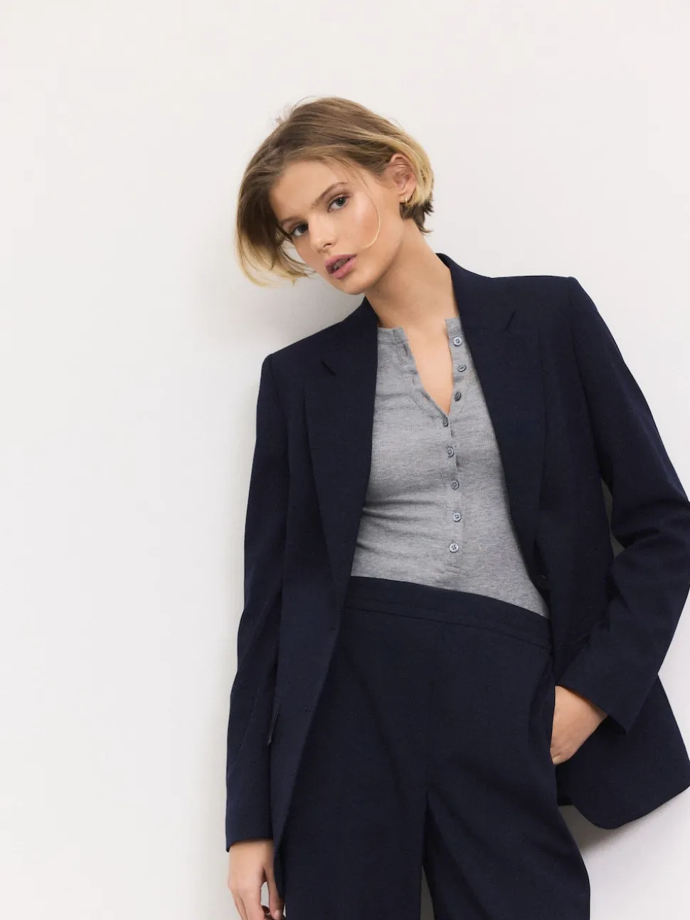 Navy Blue Tailored Single Breasted Blazer With Wool