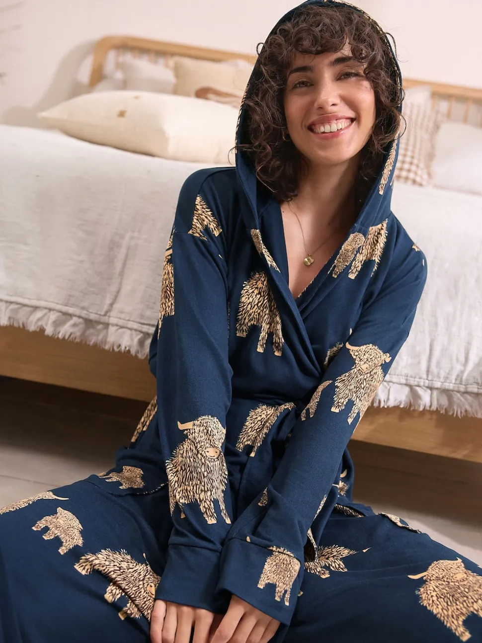 Navy Hamish The Highland Cow Cosy Lightweight Dressing Gown