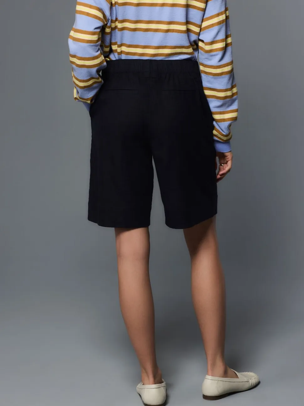 Navy Linen Blend Knee Shorts