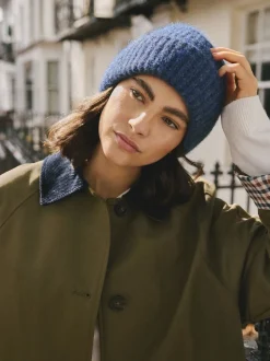 Navy Ribbed Beanie Containing Wool Hat