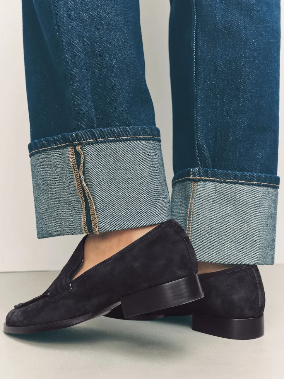 Navy Suede Round Toe Clean Loafers