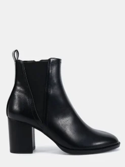 Novo Black Ground Wide Fit Wide Fit Jessie Block Heel V Chelsea Ankle Boots