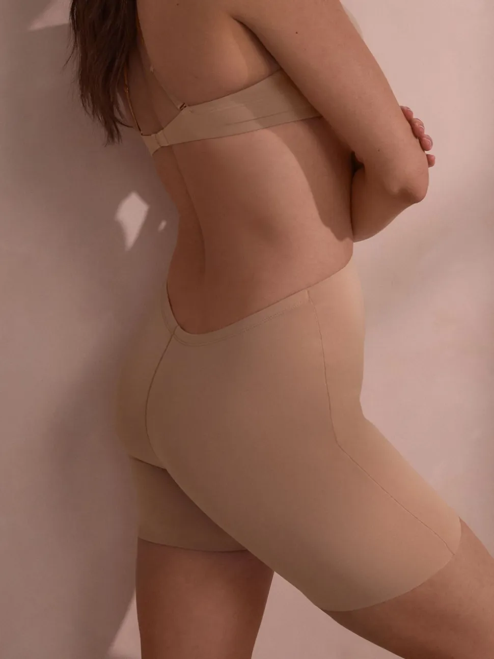 Nude Shaping Low Back Tummy Control Shorts