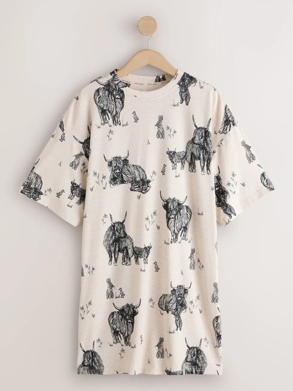 Oatmeal Hamish The Highland Cow Cosy Nightie
