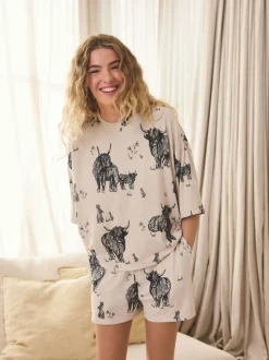 Oatmeal Hamish The Highland Cow Cosy Short Pyjamas Set