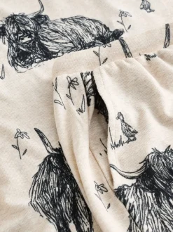 Oatmeal Hamish The Highland Cow Cosy Short Pyjamas Set