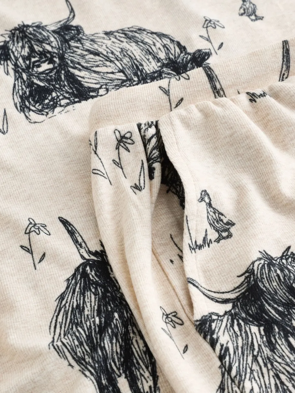 Oatmeal Hamish The Highland Cow Cosy Short Pyjamas Set